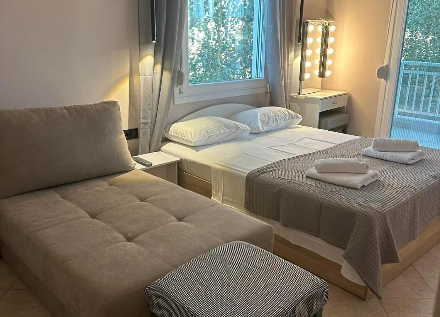 Lydia Luxury Apartment Perea Peraía Grécia